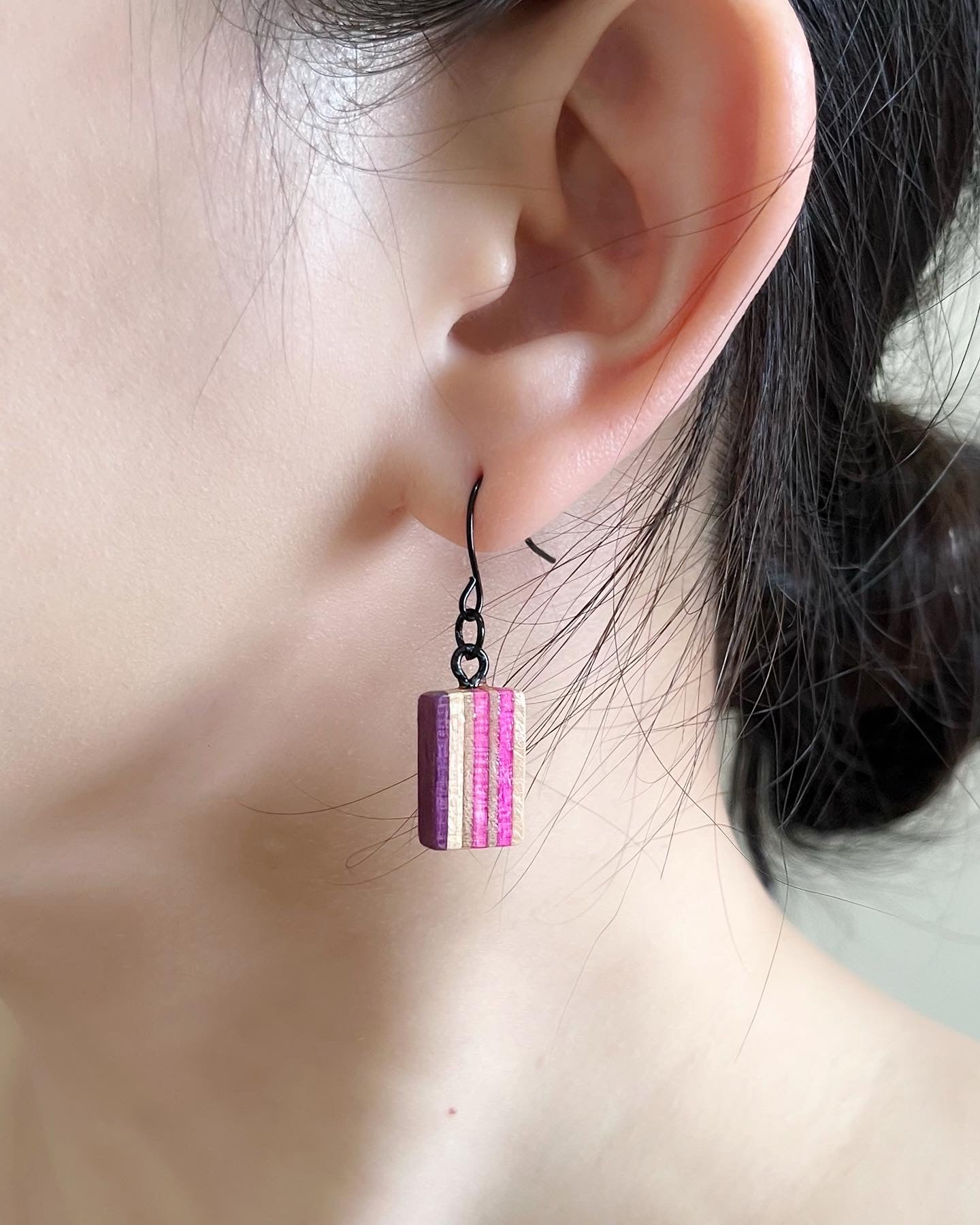 Small rectangle earrings 直線長方形吊墜耳環